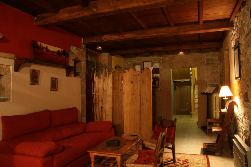 Rectoral De Goian Pensionat Sarria Exteriör bild